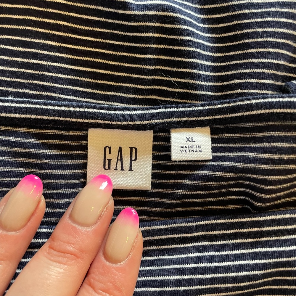 GAP Navy & White Pinstripe Boatneck Cap-sleeve Tee L-XL Stretch - Picture 2 of 2